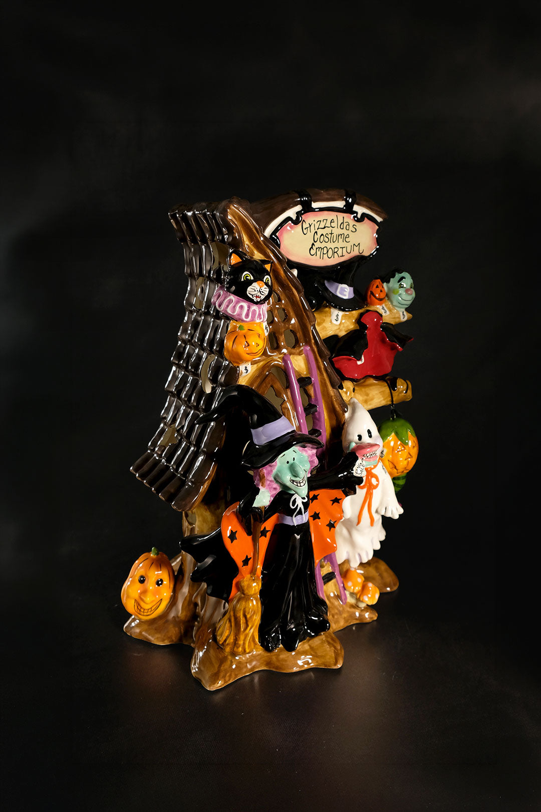 Grizzelda's Costume Emporium Candle House
