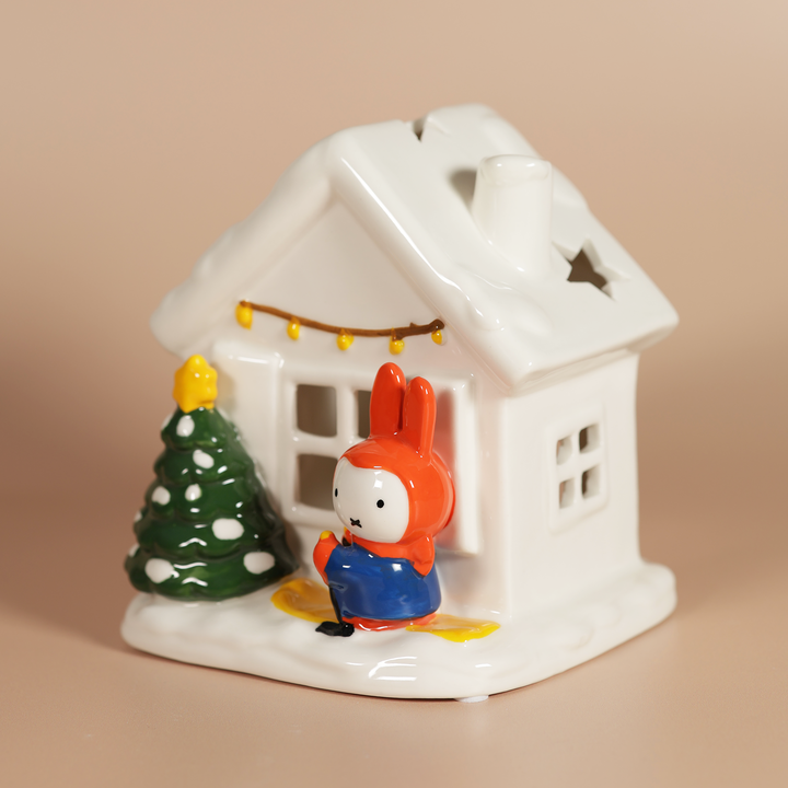 MIFFY SNOWY SKIIING CANDLE HOUSE