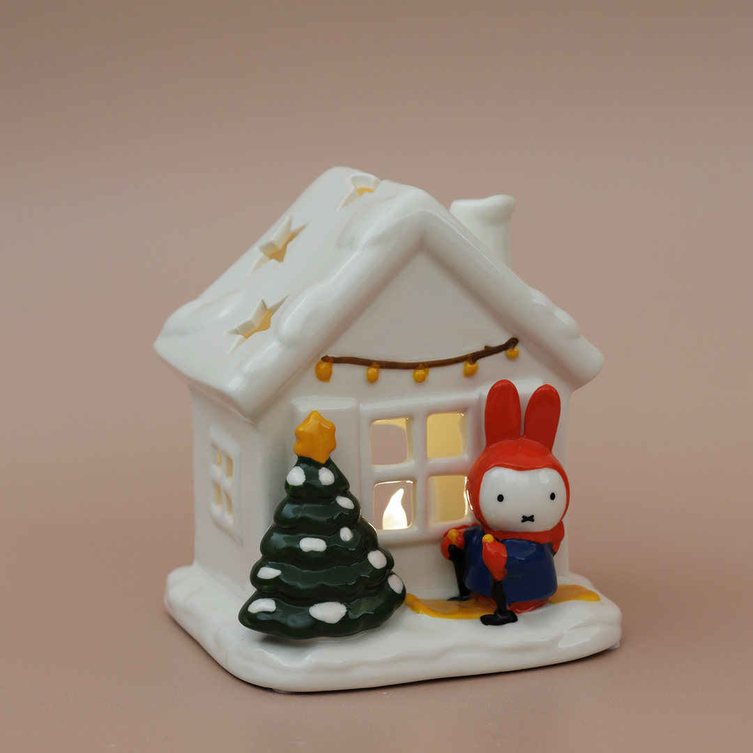 MIFFY SNOWY SKIIING CANDLE HOUSE
