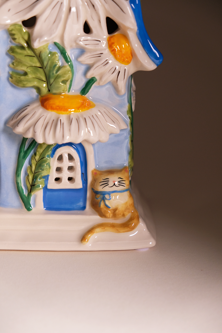 Daisy Garden Candle House