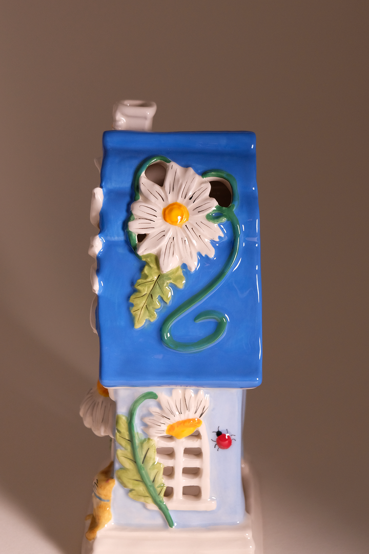 Daisy Garden Candle House