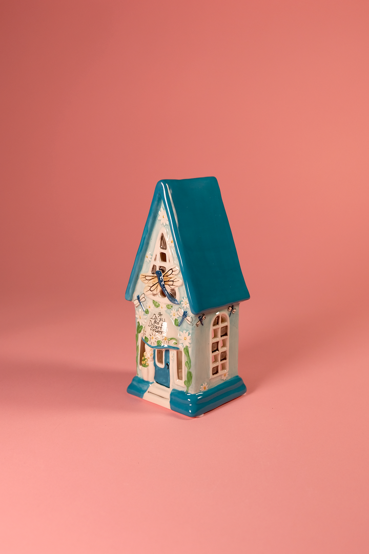 The Daisy and Dragonfly Flowers Candle House
