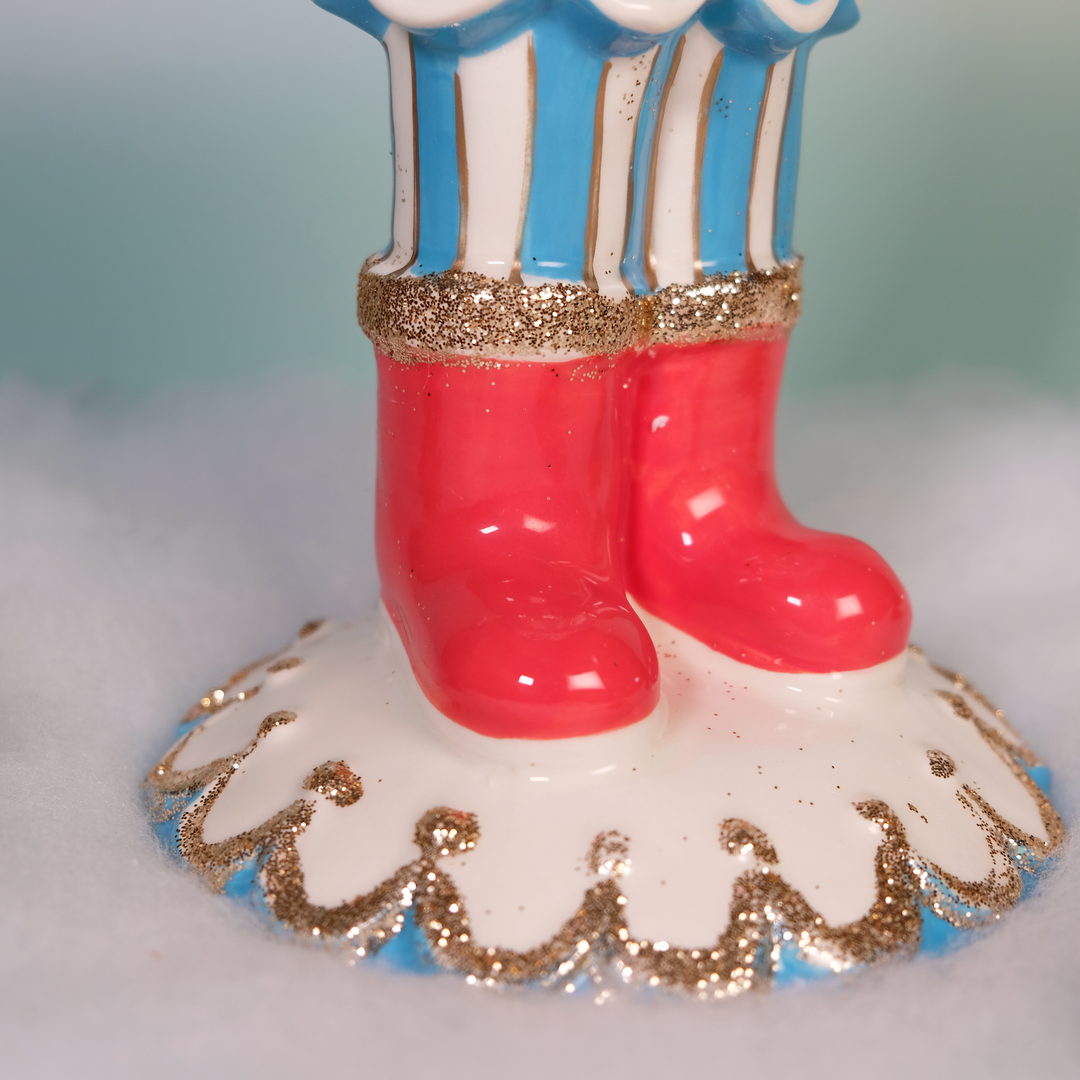 TROPHY COLOR NUTRACKER FIGURINE