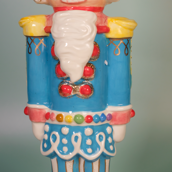 TROPHY COLOR NUTRACKER FIGURINE