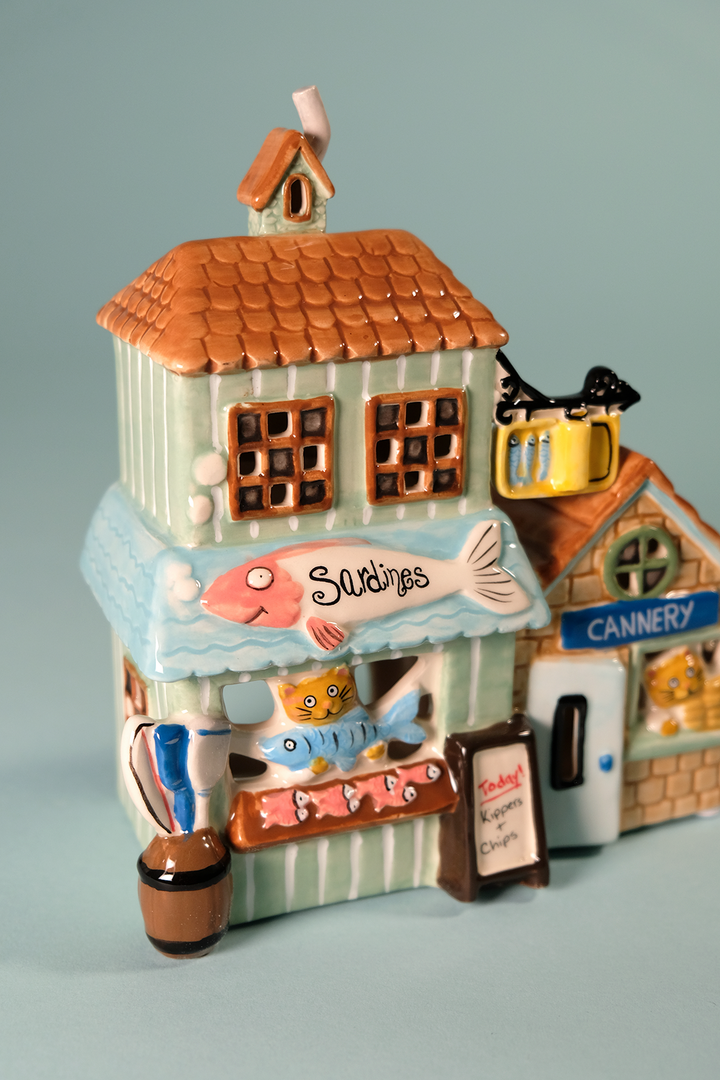 Sardine Shop Candle House