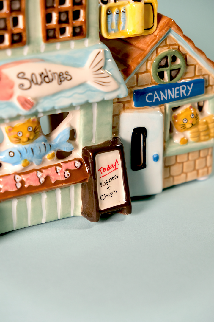 Sardine Shop Candle House