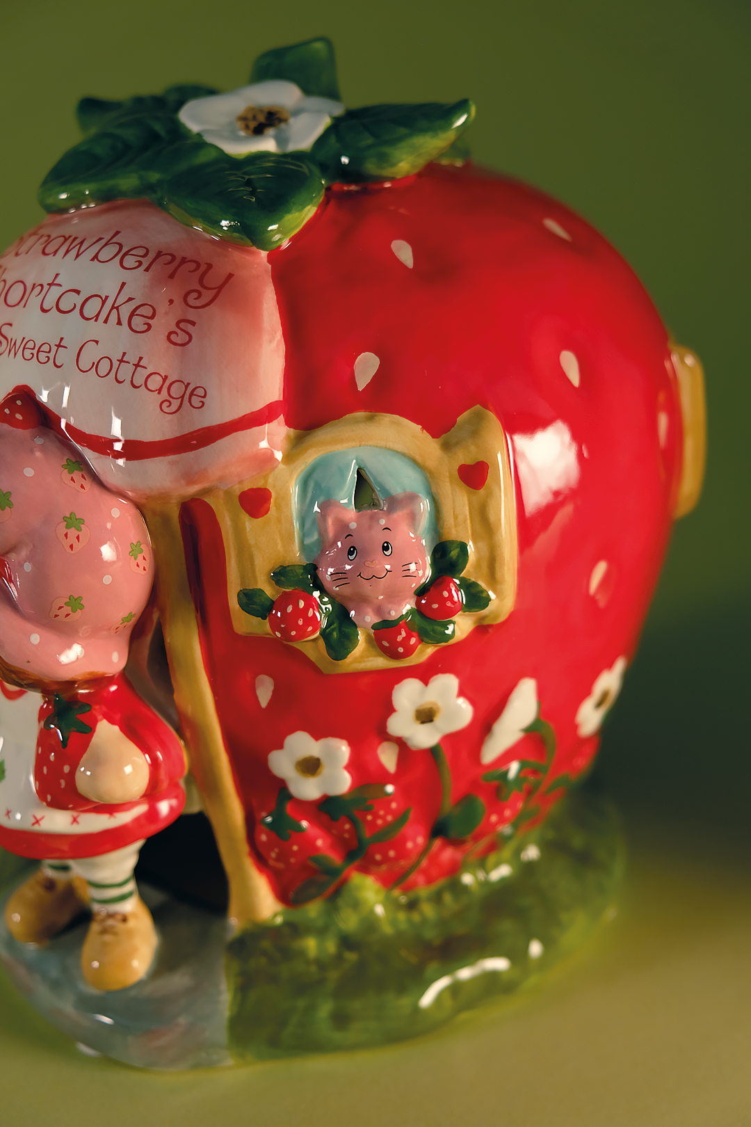 Strawberry Shortcake's Berry Sweet Cottage