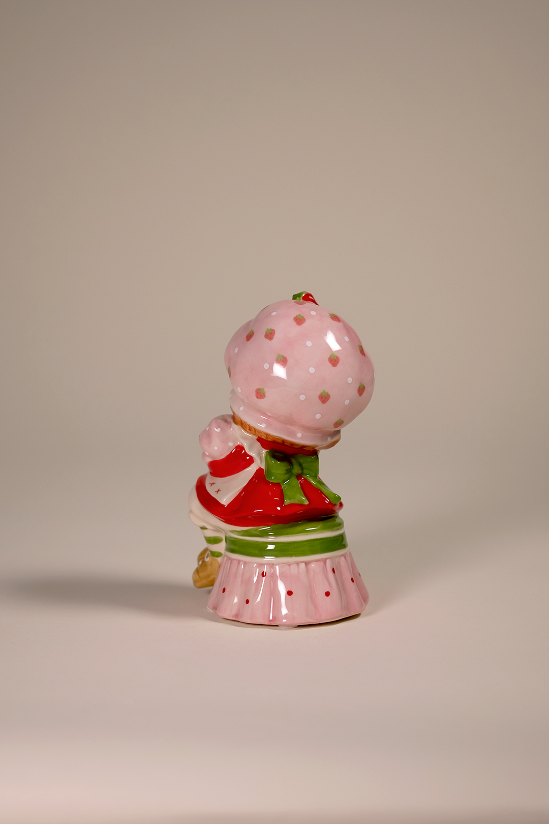Strawberry Shortcake Pretty Sweet Figurine