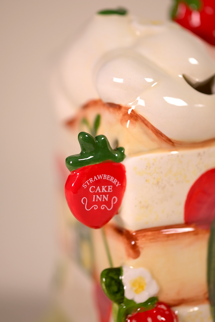 Strawberry Shortcake Cake Inn Candle House