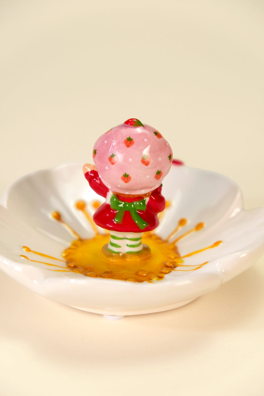 Strawberry Shortcake Flower Ring Holder