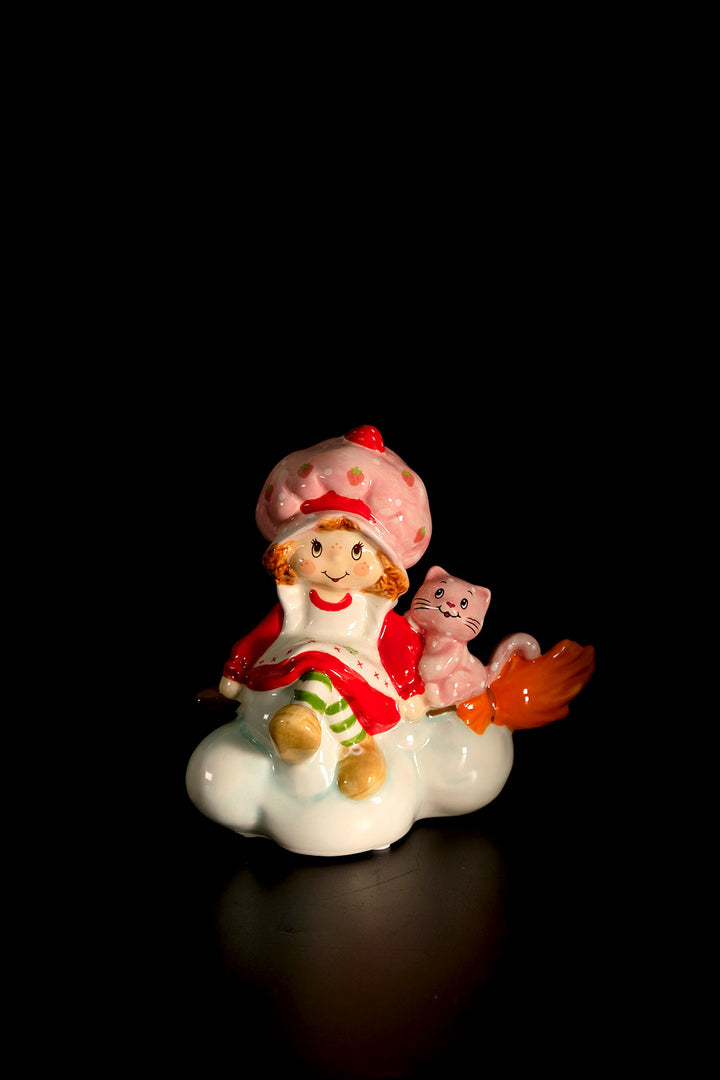 Strawberry Shortcake on the Cloud Figurine