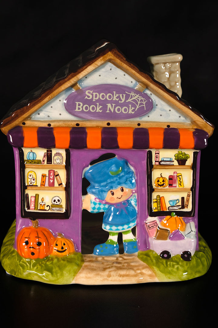 Blueberry Muffin Spooky Book Nook Candle House