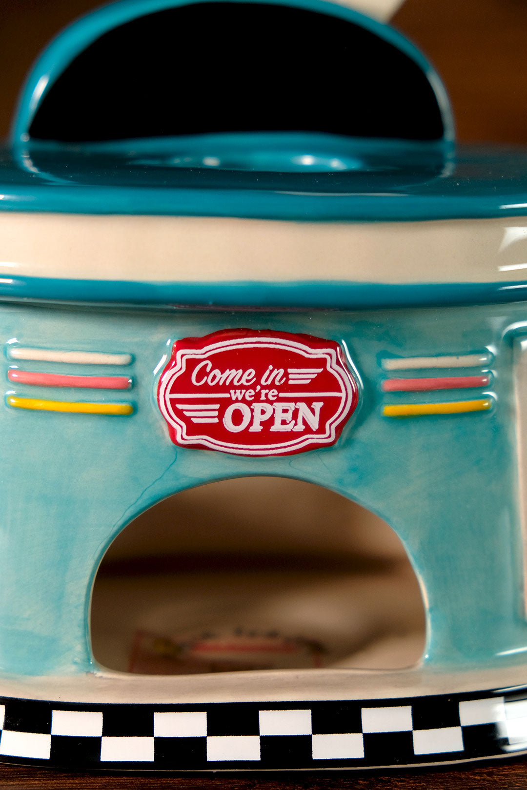Coca-Cola Pickled Supper Candle House