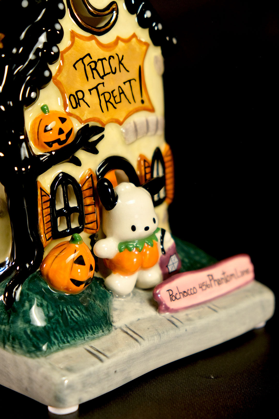 Pochacco Trick or Treat Candle House