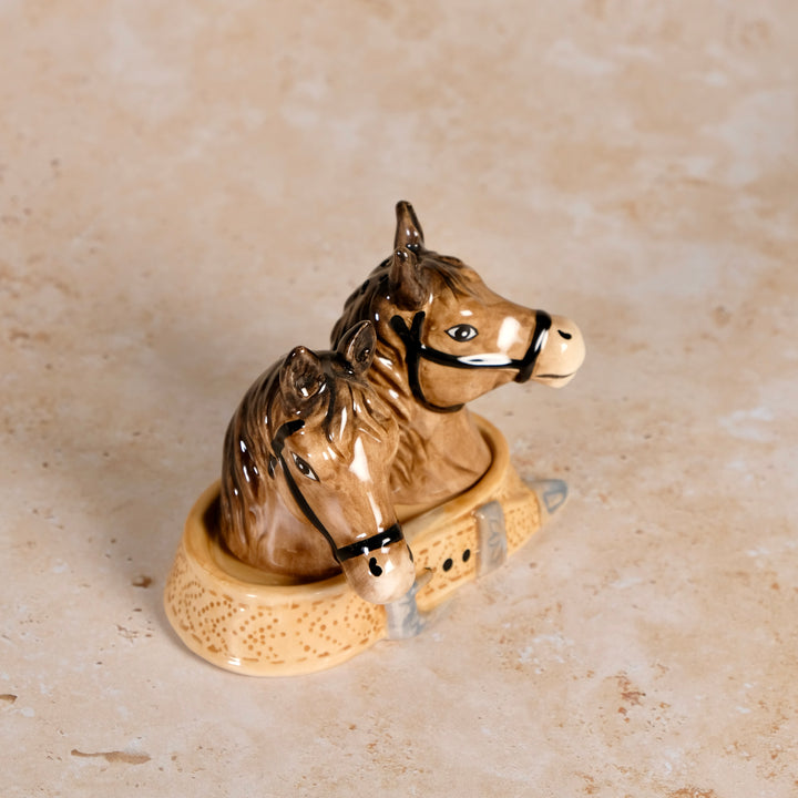 HORSES ON STAND SALT & PEPPER SET