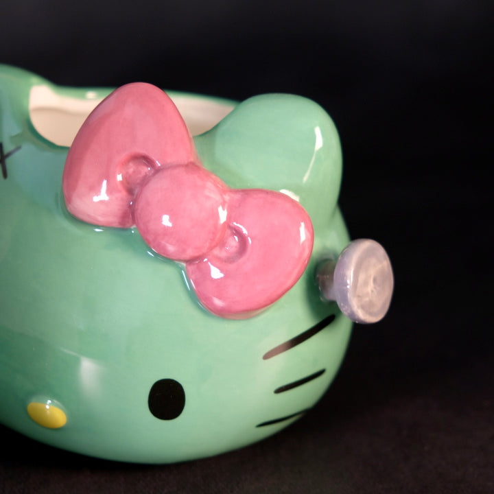 HELLO KITTY HEAD HALLOWEEN MUG & FIGURINE SET