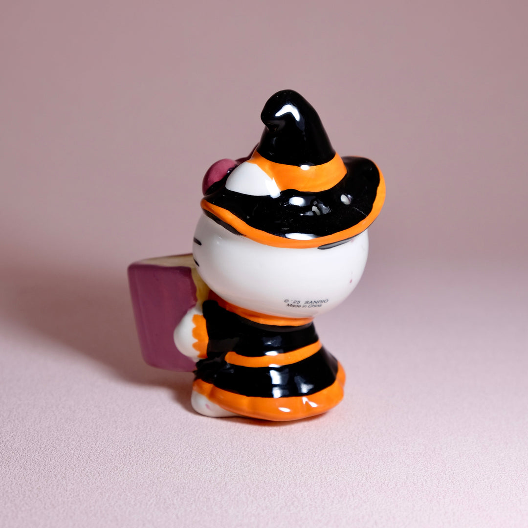 Hello Kitty Spooky Library Salt & Pepper set