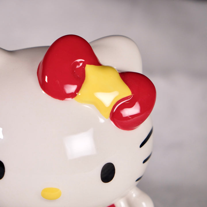 HELLO KITTY HOLIDAY GREEN TREE FIGURINE
