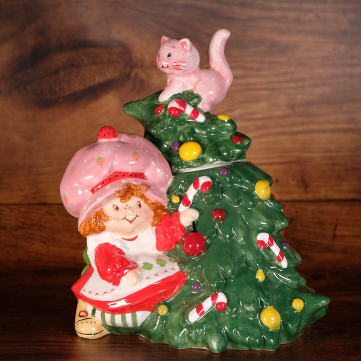 Strawberry Shortcake Falling for Cuteness Cookie Jar
