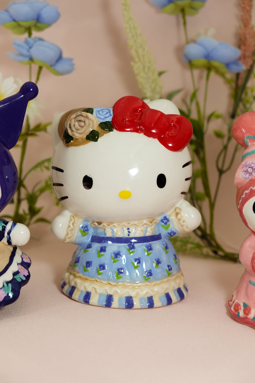 Hello Kitty in Western Prairie Dresses Figurine