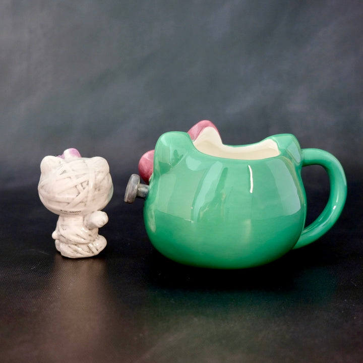 HELLO KITTY HEAD HALLOWEEN MUG & FIGURINE SET