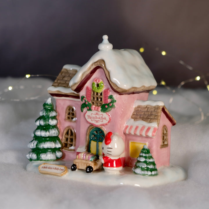 Hello Kitty's Merry Book Nook Candle House