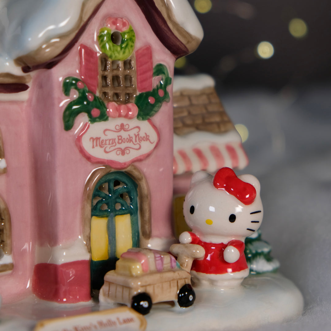Hello Kitty's Merry Book Nook Candle House