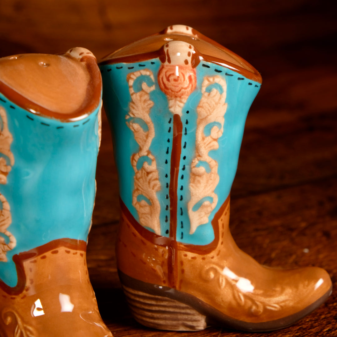 COWBOY BOOT SALT & PEPPER SET