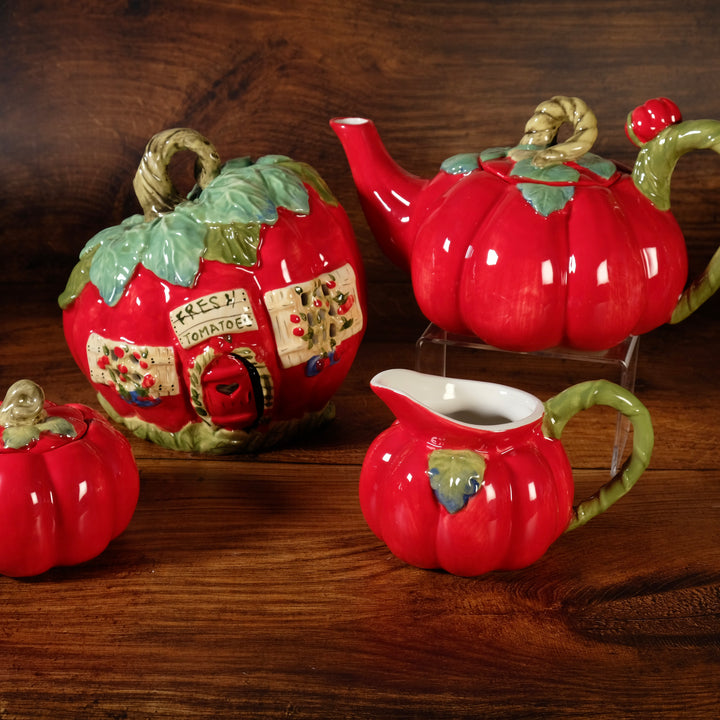 Valentine's Tomato Teapot