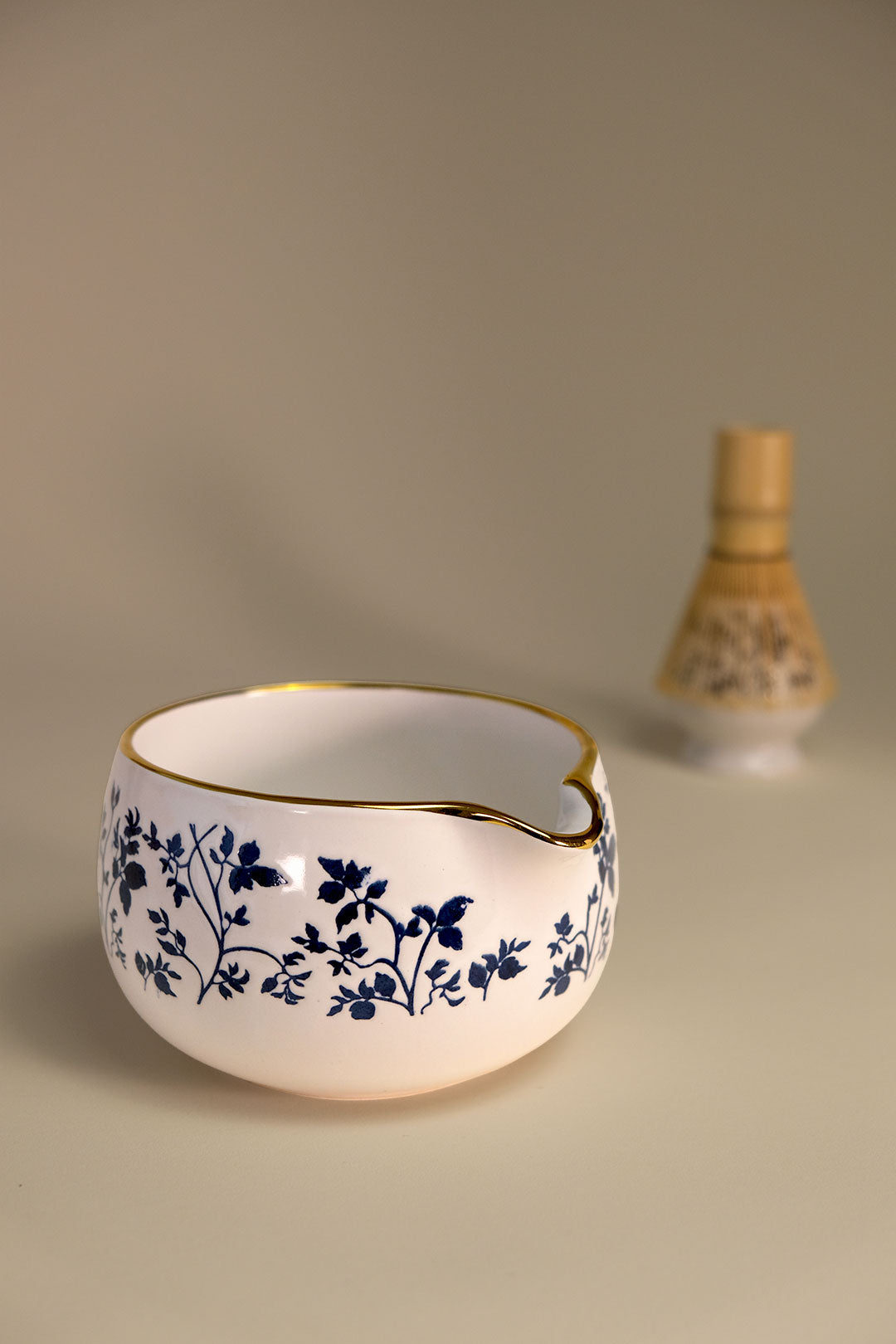 White and Navy Blue Leaf 5" Matcha Tea Set