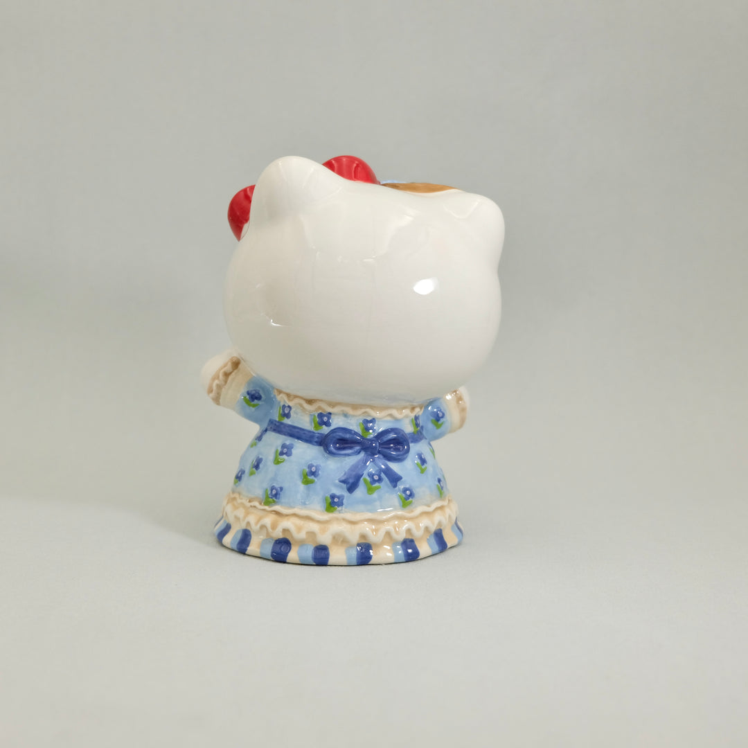 Hello Kitty in Western Prairie Dresses Figurine