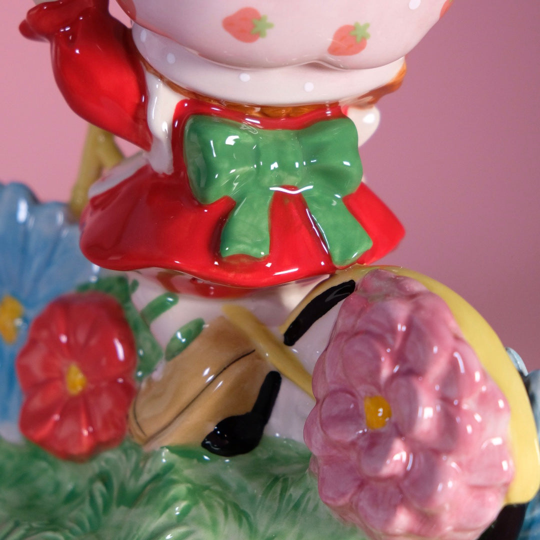 Strawberry Shortcake Pedal Push Figurine