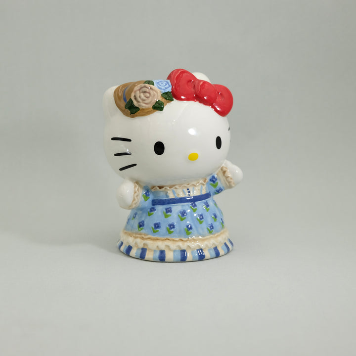 Hello Kitty in Western Prairie Dresses Figurine