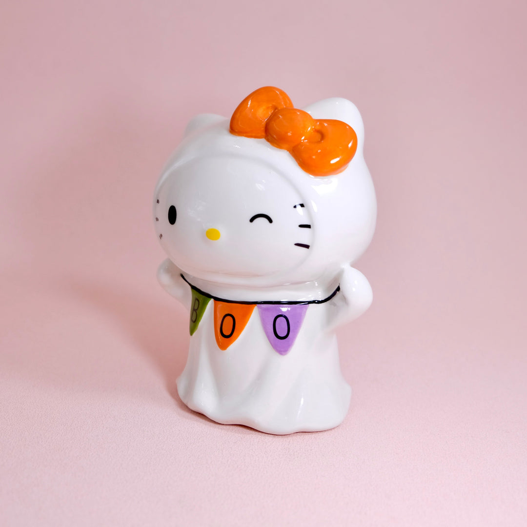 Hello Kitty Boo Banner Figurine