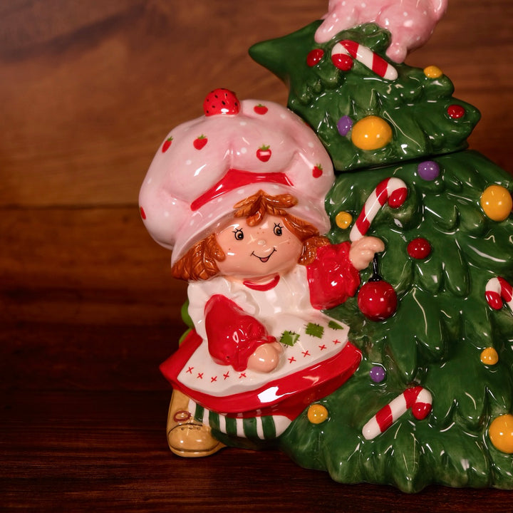 Strawberry Shortcake Falling for Cuteness Cookie Jar