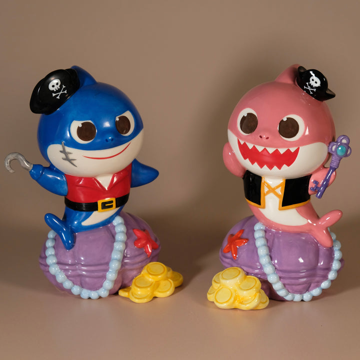 Daddy Shark Pirate Family Figurine