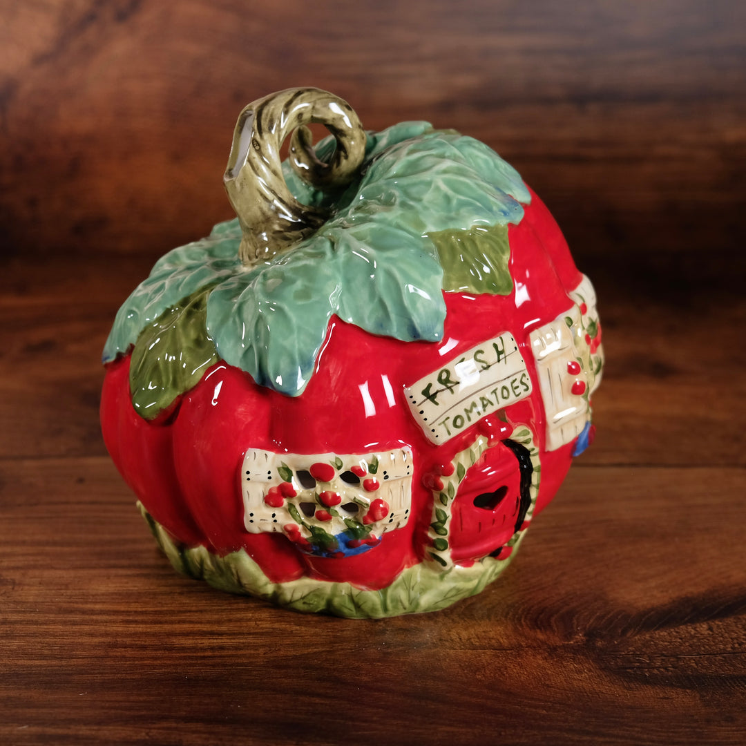 Valentine's Tomato Candle House