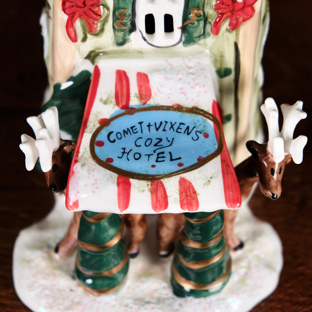 ReindeerVille - Comet & Vixen's Hotel Candle House