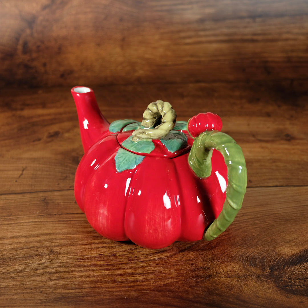 Valentine's Tomato Teapot