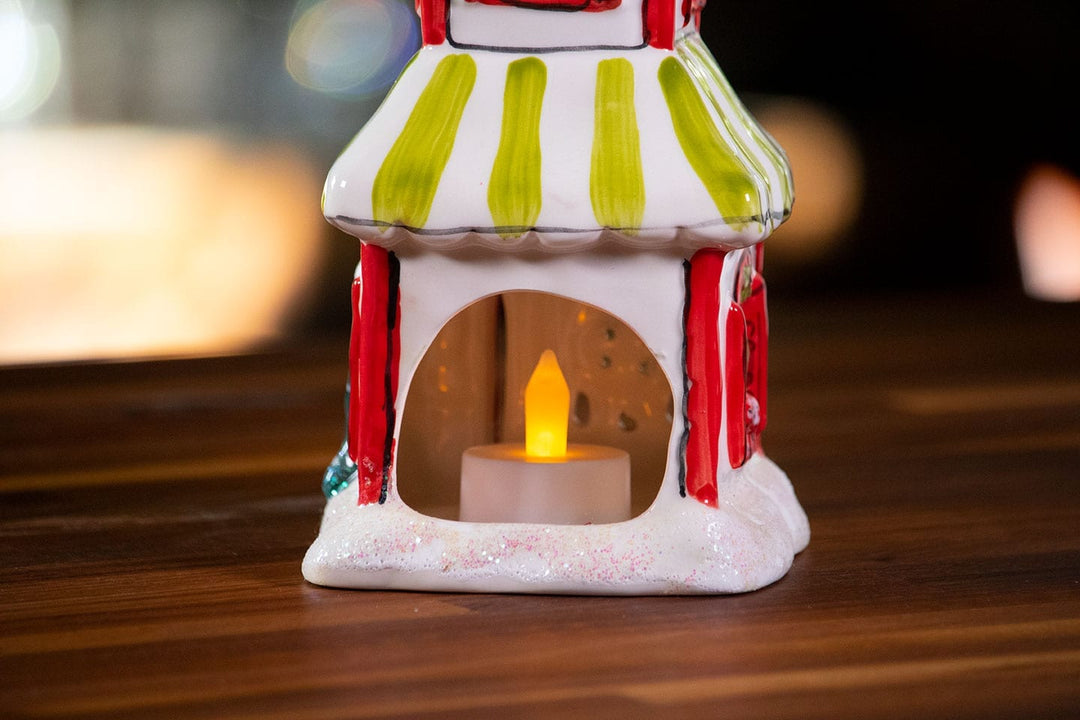 ReindeerVille - Blitzen's House Of Pancakes Candle House