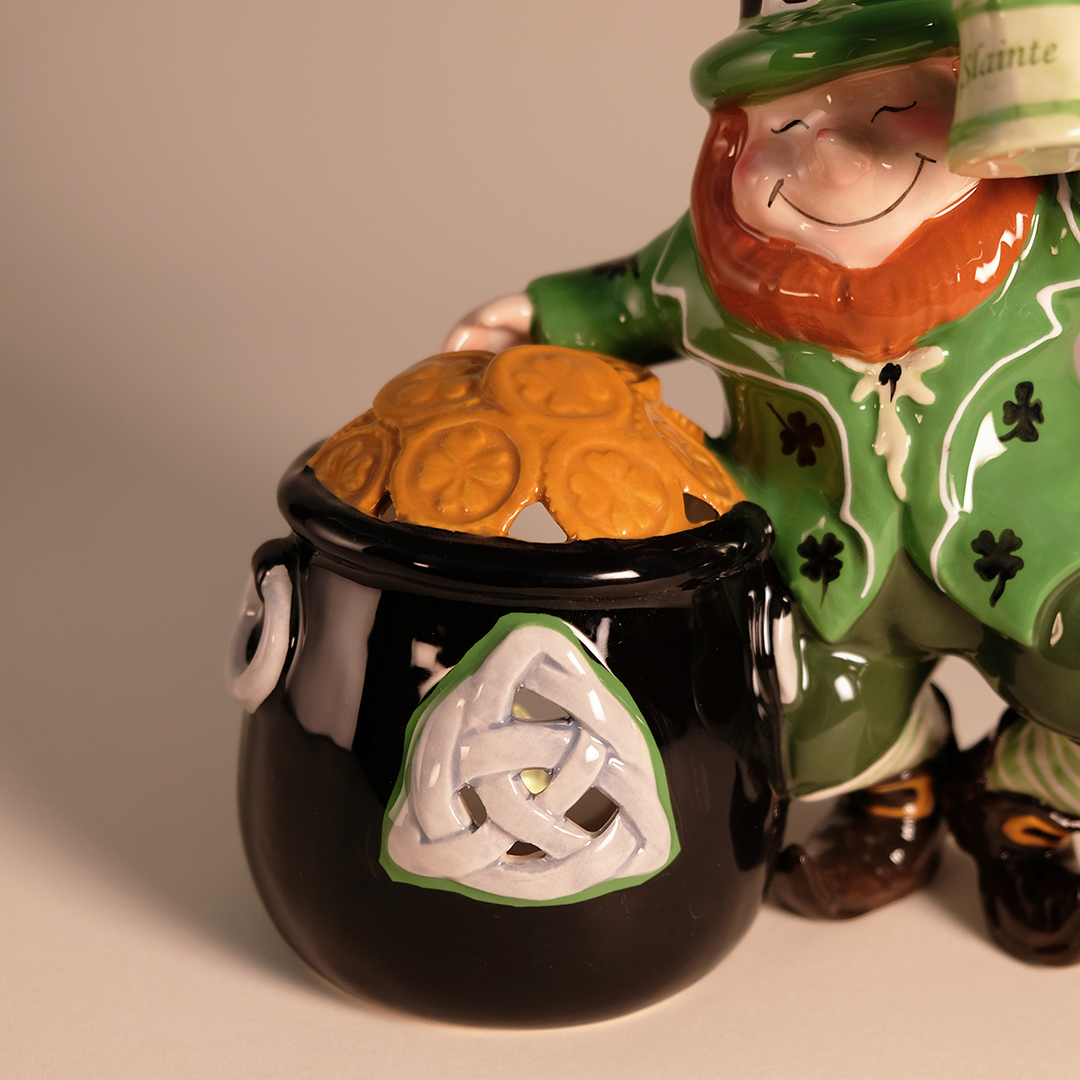 Finnigan O'Fig Dancing A Wee Jig Tealight Holder- Irish