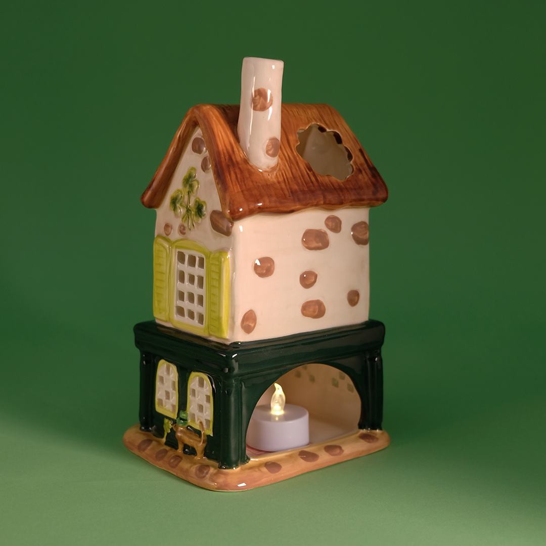 Irish Pub Candle House