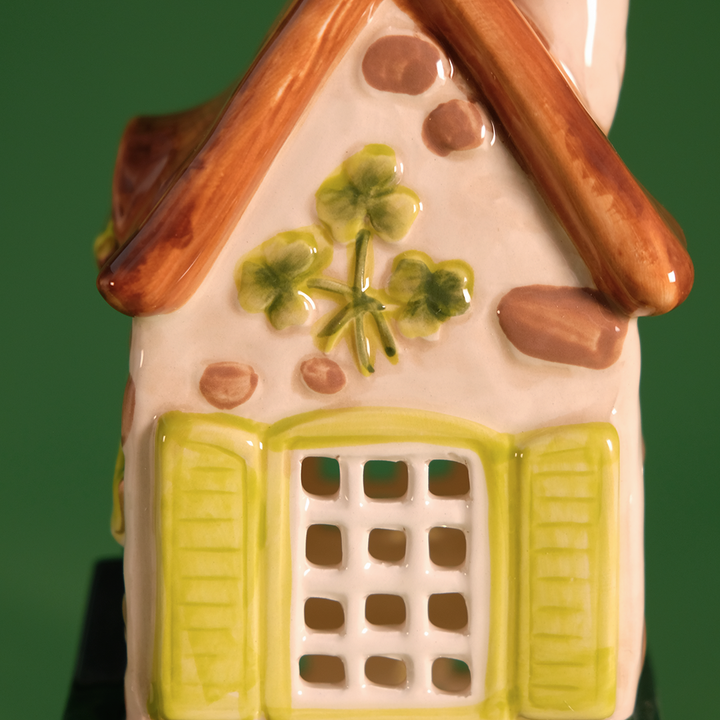 Irish Pub Candle House