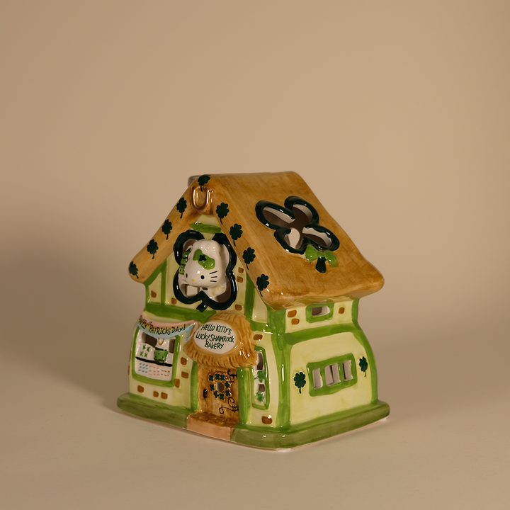 Hello Kitty Lucky Shamrock Candle House