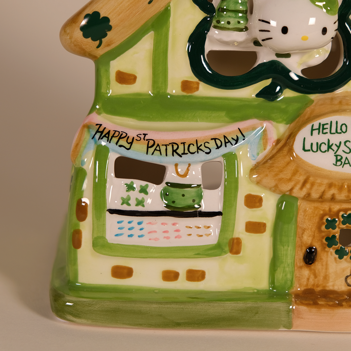 Hello Kitty Lucky Shamrock Candle House