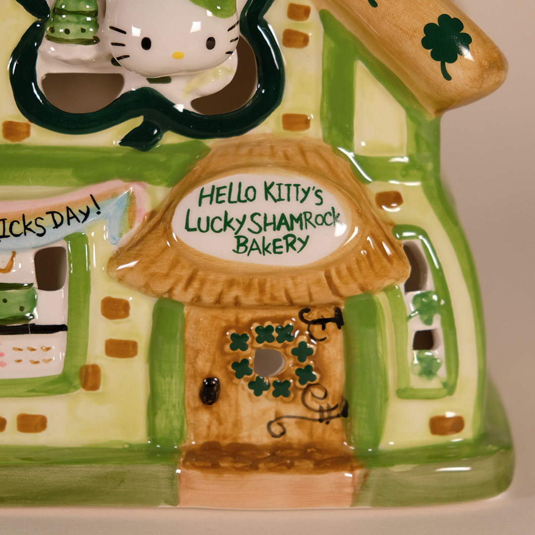 Hello Kitty Lucky Shamrock Candle House