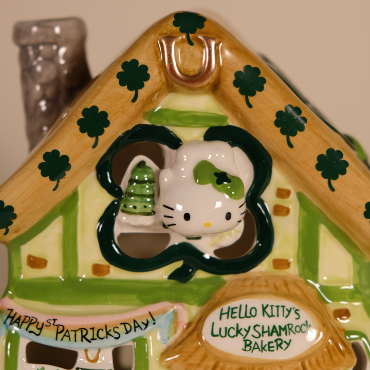 Hello Kitty Lucky Shamrock Candle House