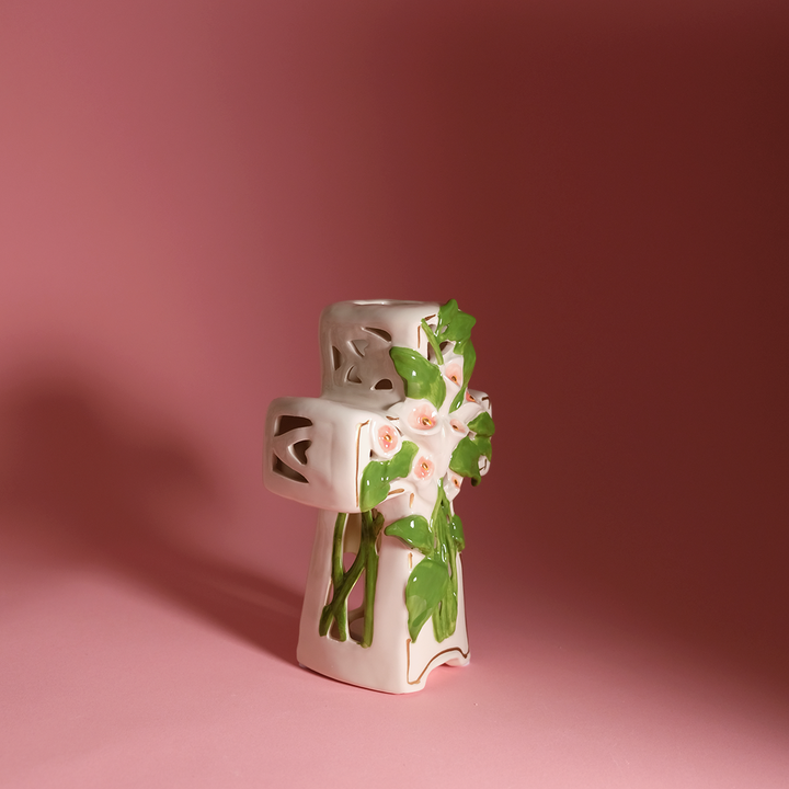 Lily Cross Tealight Holder in White