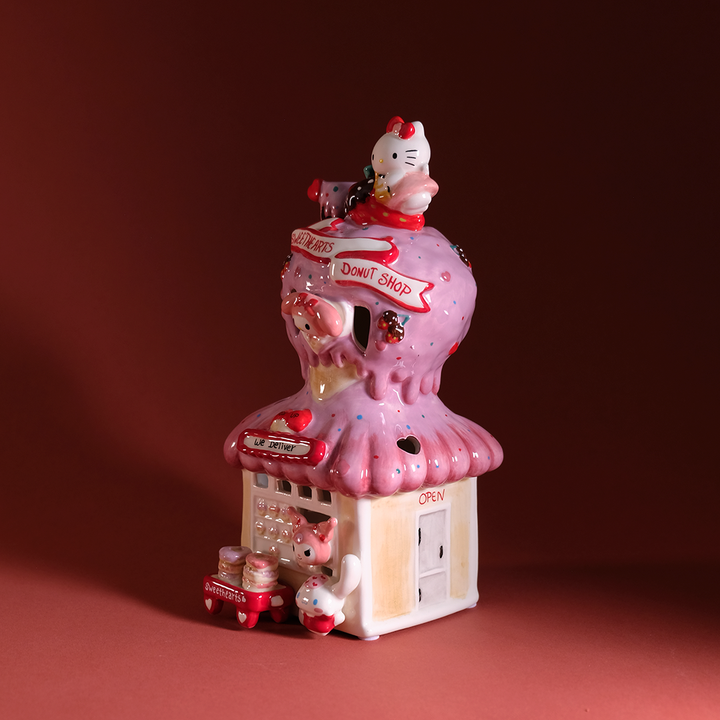 Hello Kitty and Friends Sweet Heart Donut Shop Candle House