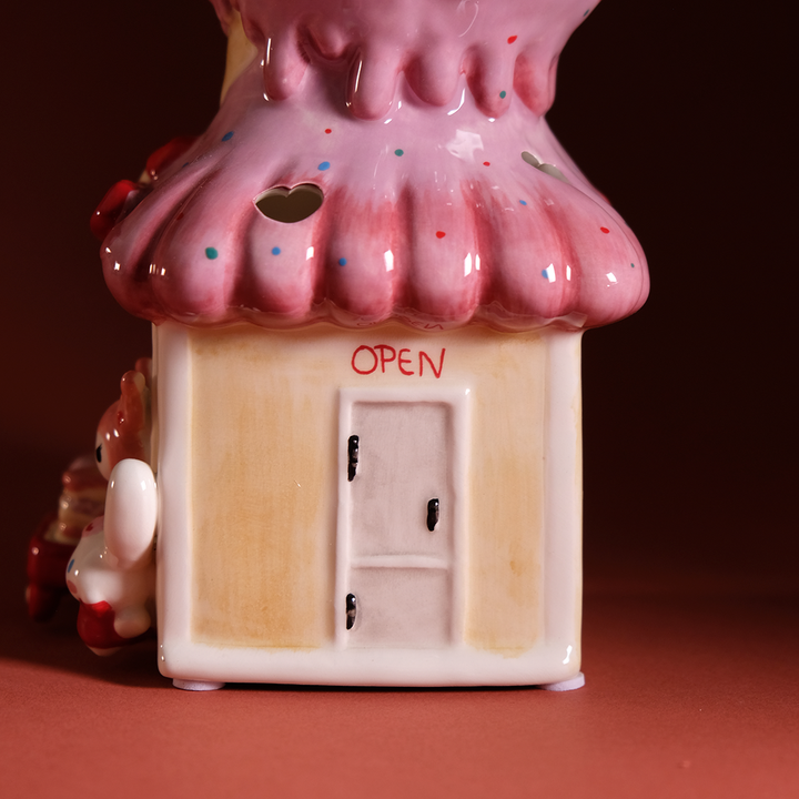 Hello Kitty and Friends Sweet Heart Donut Shop Candle House
